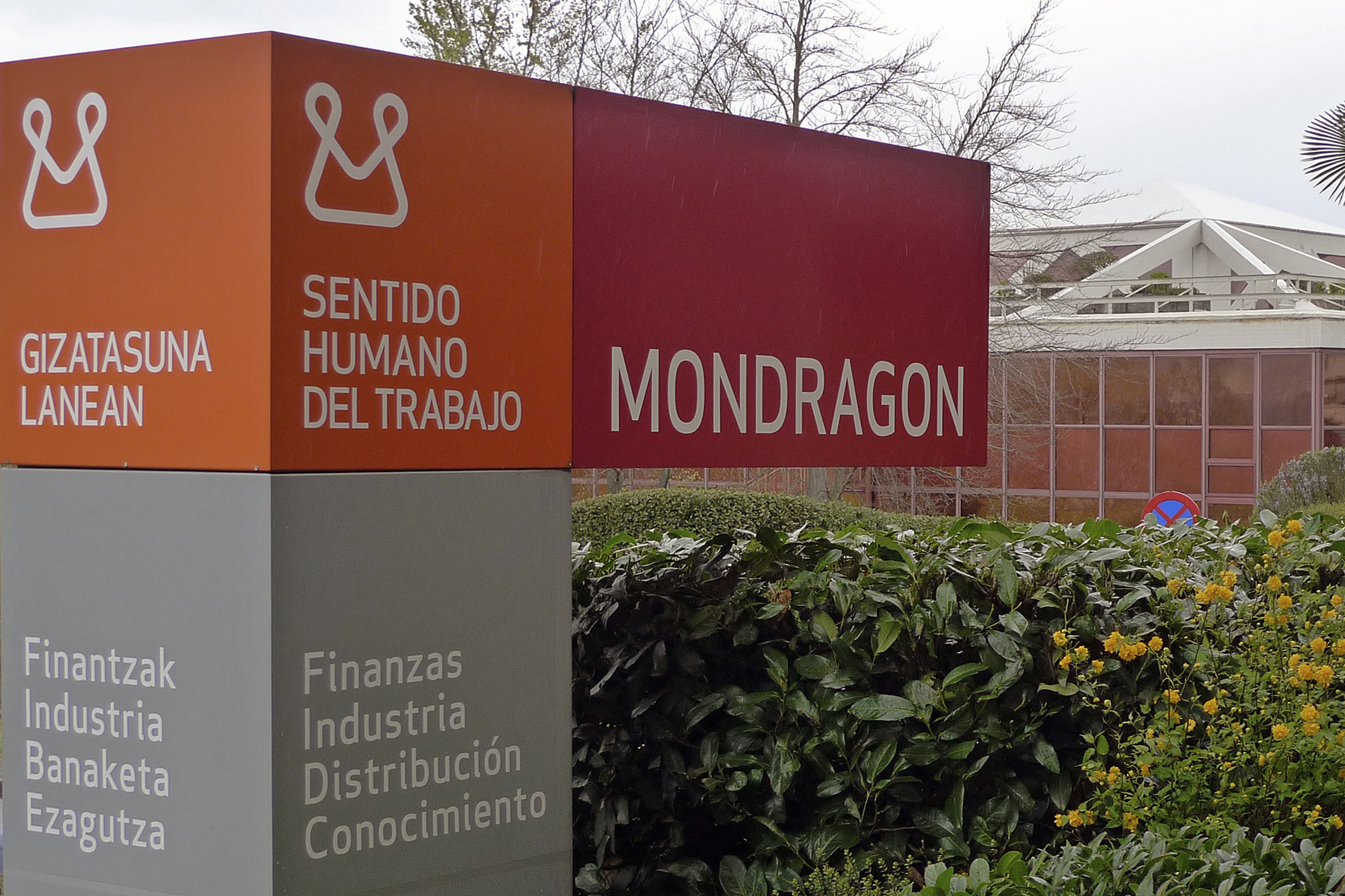 Mondragon recupera ventas y mantiene empleo en 2021