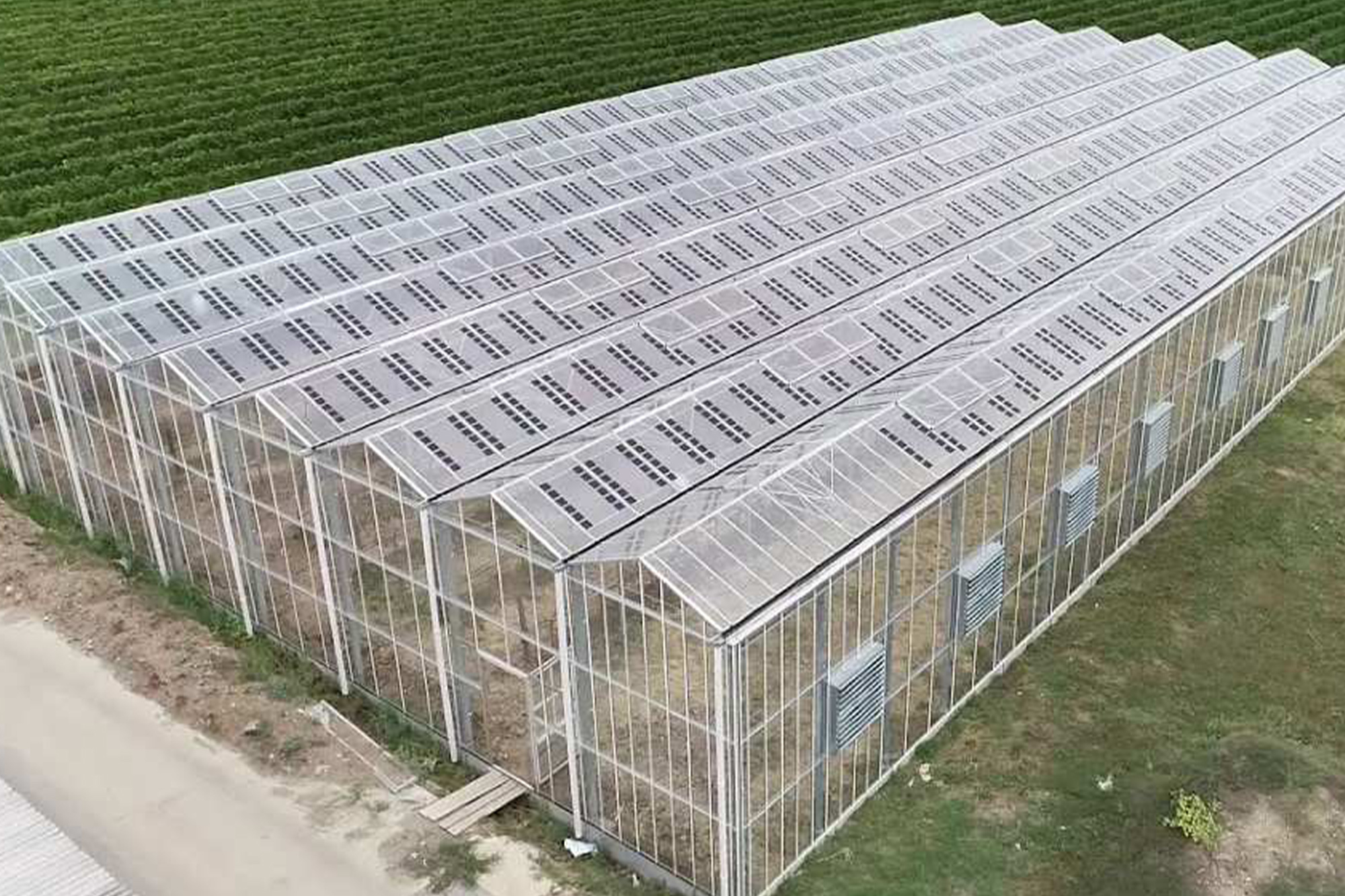 Mondragon Assembly desarrolla la primera línea de fabricación fotovoltaica para aplicaciones agrivoltaicas de Europa