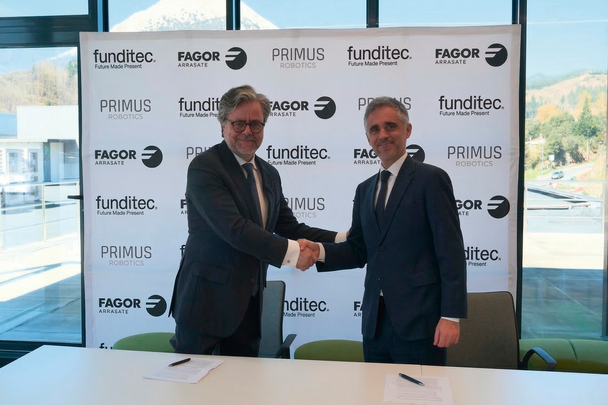 Fagor Arrasatek eta Funditecek Primus Robotics sortu dute Europan robot humanoideak ekoizteko